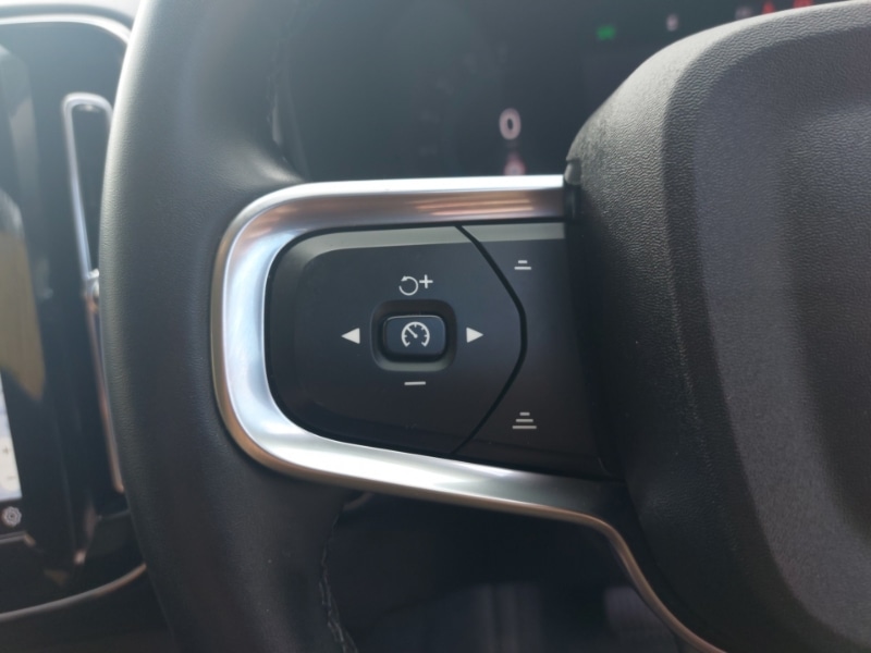 Used Volvo XC40 2024 for sale - 77299630: Photo 15