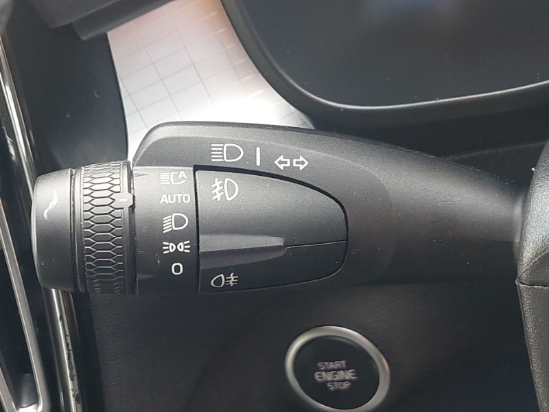 Used Volvo XC40 2023 for sale - 76066370: Photo 18