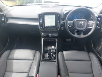Used Volvo XC40 2025 for sale - 79011411: Photo