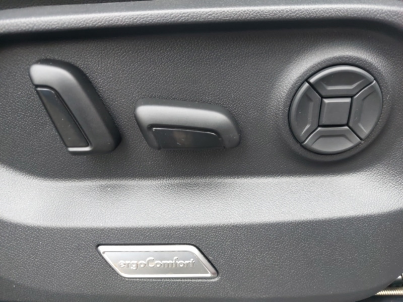 Used Volkswagen Touareg 2024 for sale - 77405205: Photo 12