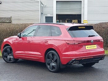 Used Volkswagen Touareg 2024 for sale - 77405205: Photo