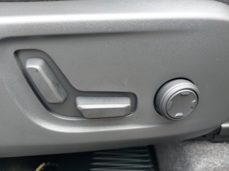 Used Volvo XC40 2025 for sale - 77815816: Photo 12