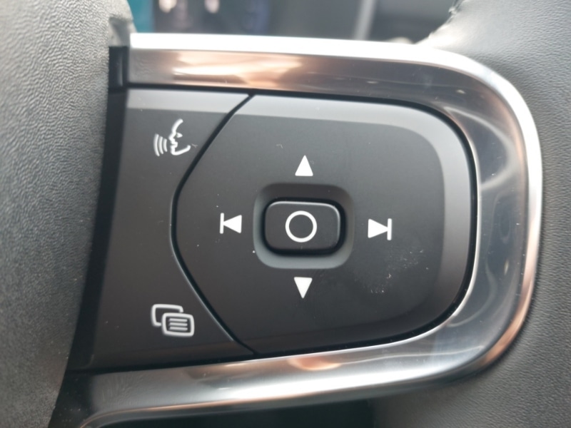 Used Volvo XC40 2025 for sale - 77815816: Photo 14