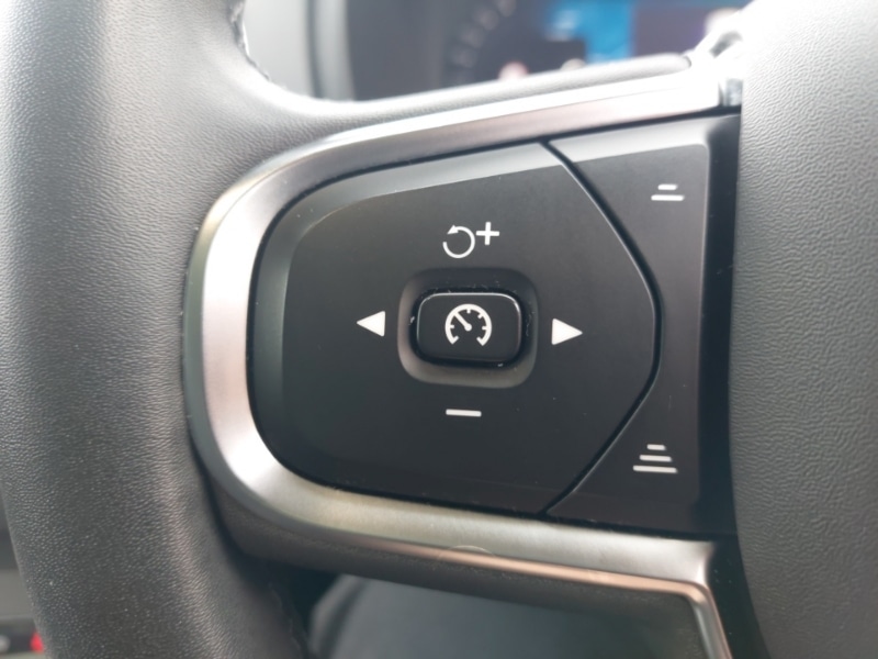 Used Volvo XC90 2023 for sale - 77987610: Photo 14