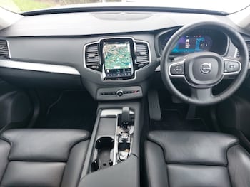 Used Volvo XC90 2023 for sale - 77987610: Photo