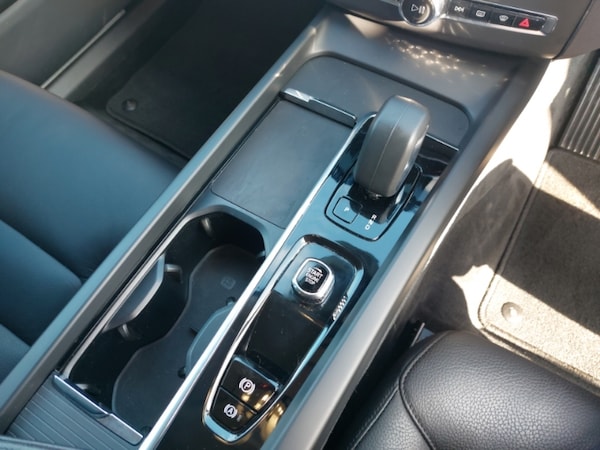 Used Volvo XC60 2022 for sale - 76282108: Photo 13