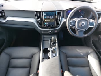 Used Volvo XC60 2022 for sale - 76282108: Photo 2