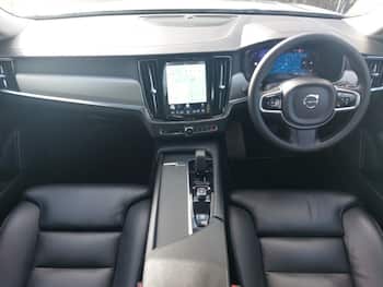 Used Volvo V90 2023 for sale - 79665746: Photo