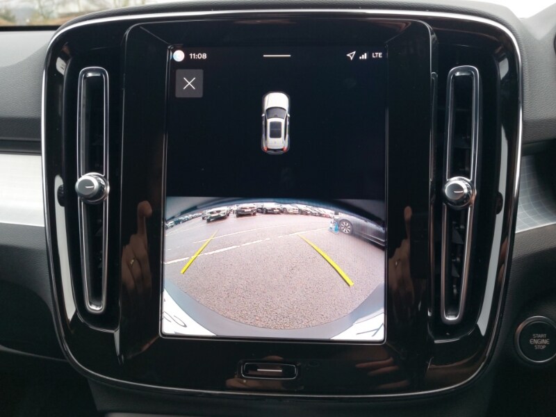 Used Volvo XC40 2025 for sale - 77815843: Photo 11