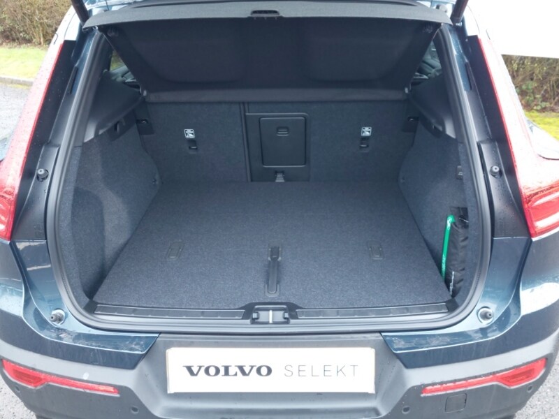 Used Volvo XC40 2025 for sale - 77815843: Photo 8