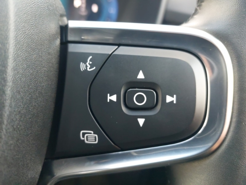 Used Volvo XC40 2024 for sale - 77169399: Photo 14