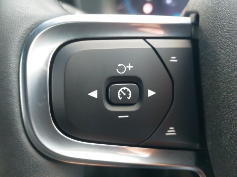 Used Volvo XC40 2024 for sale - 77169399: Photo 15