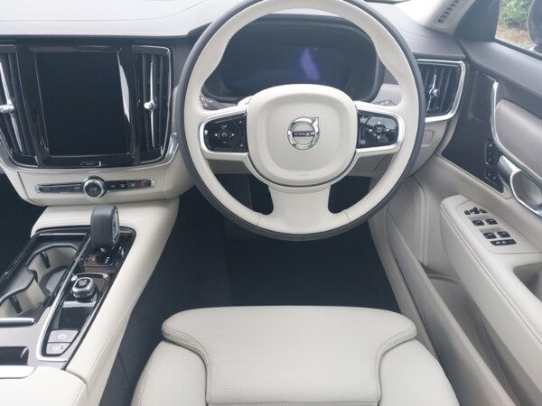 Used Volvo V90 2025 for sale - 75000835: Photo 7