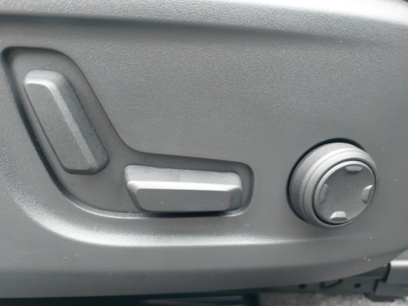 Used Volvo XC40 2025 for sale - 76150609: Photo 12