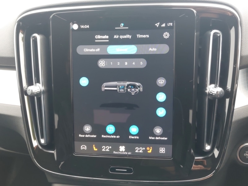Used Volvo XC40 2025 for sale - 76150609: Photo 19