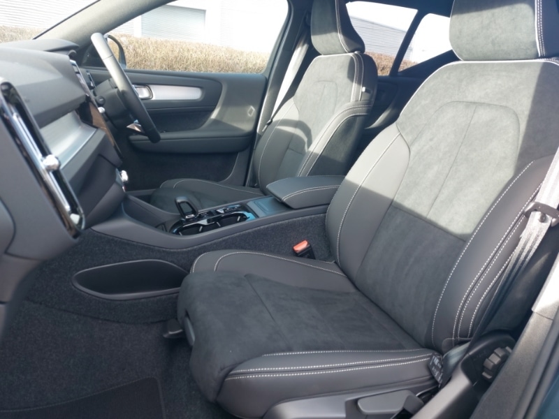 Used Volvo XC40 2025 for sale - 77611162: Photo 5