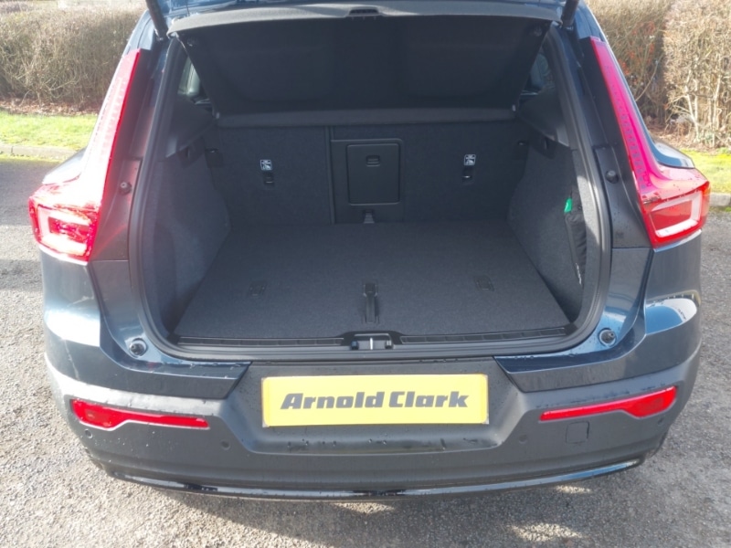 Used Volvo XC40 2025 for sale - 77611162: Photo 8