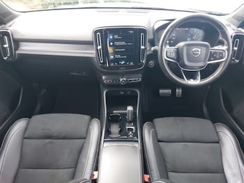 Used Volvo XC40 2019 for sale - 79461238: Photo