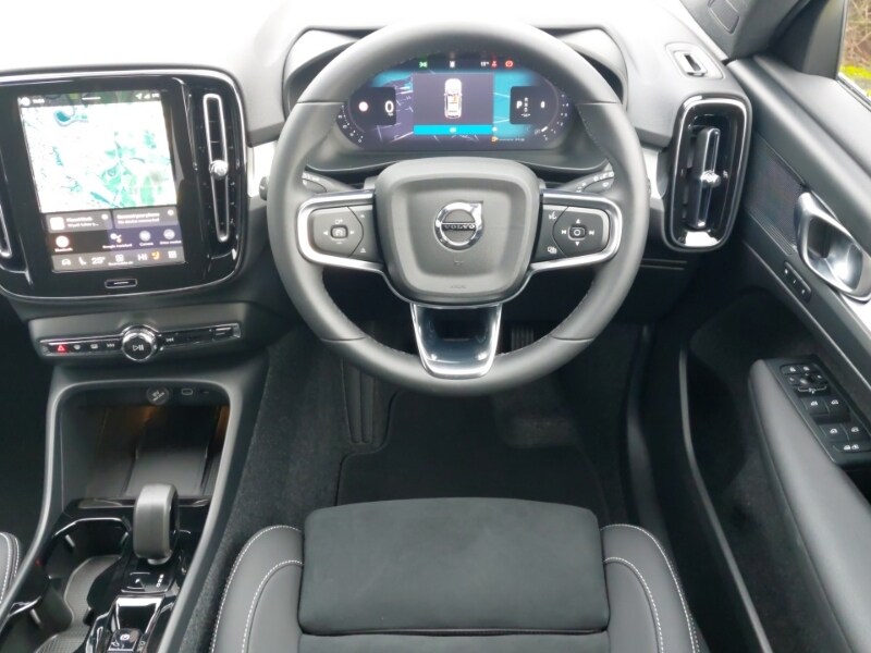 Used Volvo XC40 2025 for sale - 77815823: Photo 7