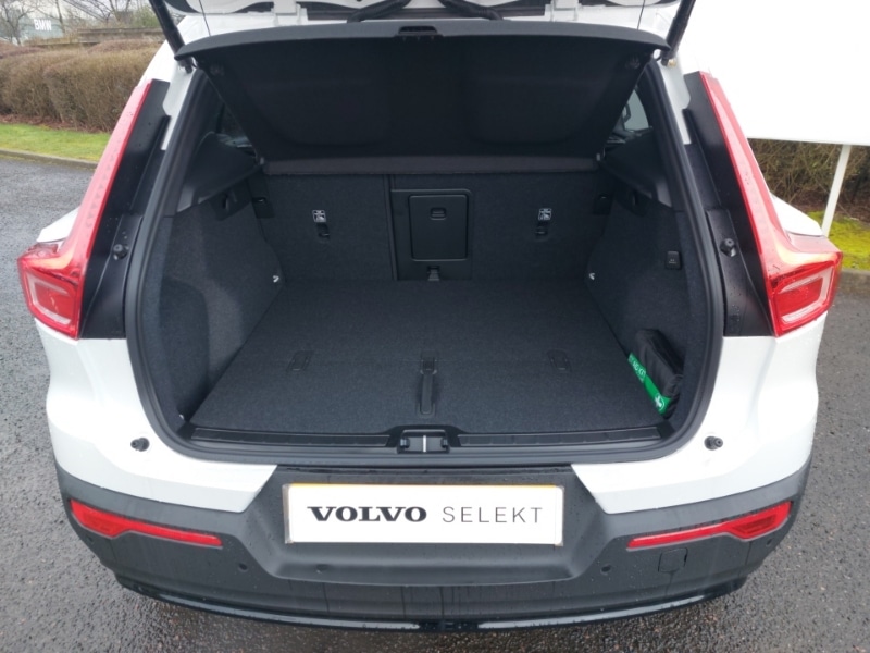 Used Volvo XC40 2025 for sale - 77815823: Photo 8