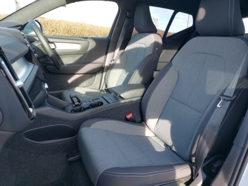 Used Volvo XC40 2025 for sale - 78013526: Photo 5