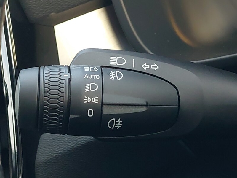 Used Volvo XC40 2025 for sale - 77585336: Photo 15