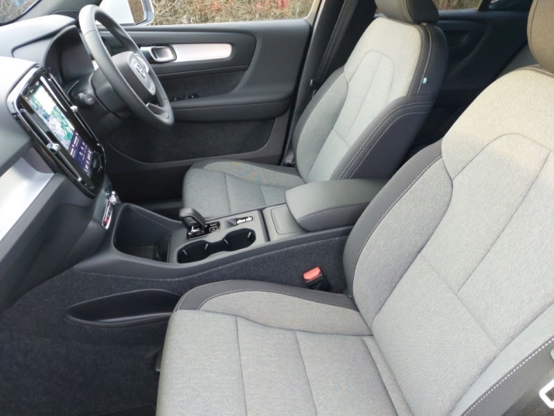 Used Volvo XC40 2025 for sale - 77585336: Photo 5