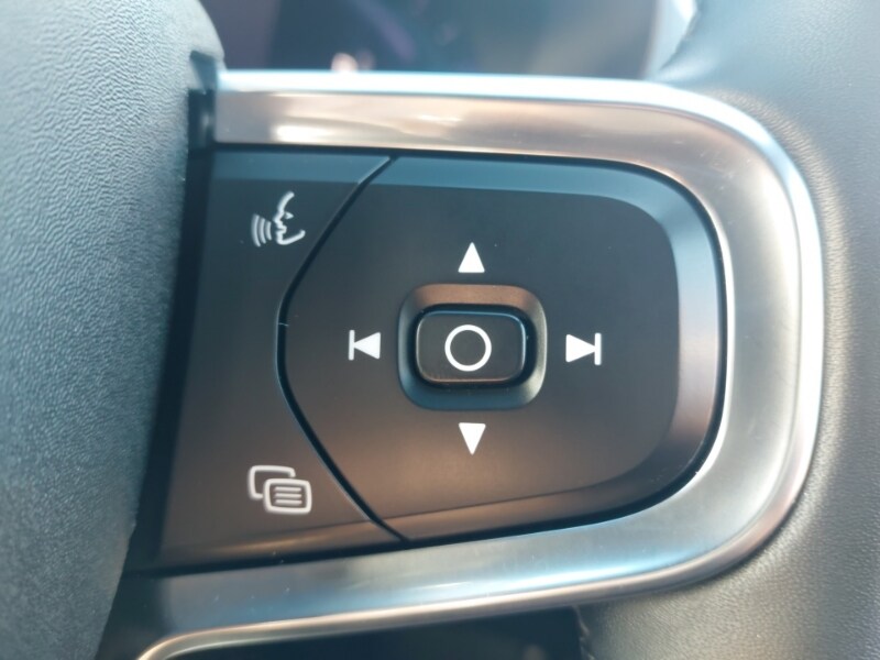 Used Volvo XC40 2023 for sale - 77731418: Photo 14