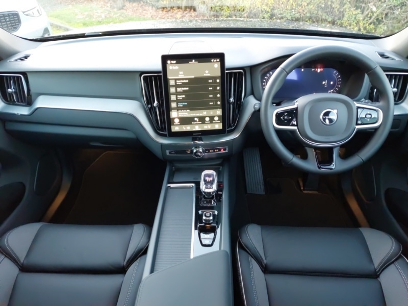 Used Volvo XC60 2025 for sale - 76644076: Photo 2