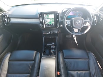 Used Volvo XC40 2023 for sale - 78595467: Photo