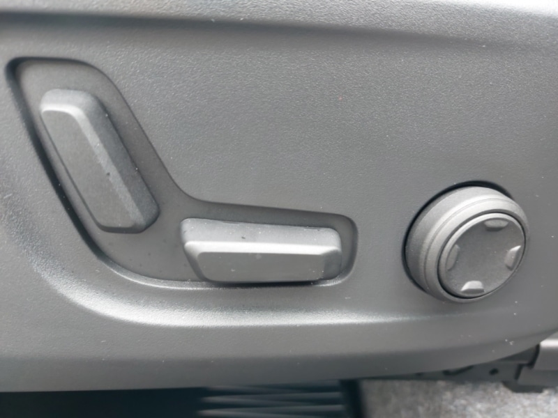 Used Volvo XC40 2025 for sale - 76151029: Photo 12