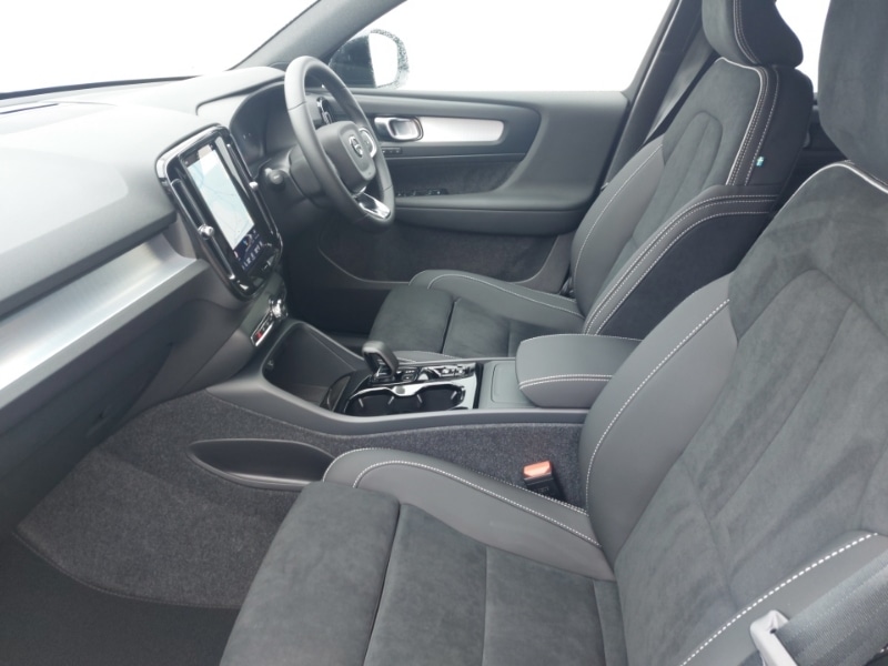 Used Volvo XC40 2025 for sale - 76151029: Photo 5