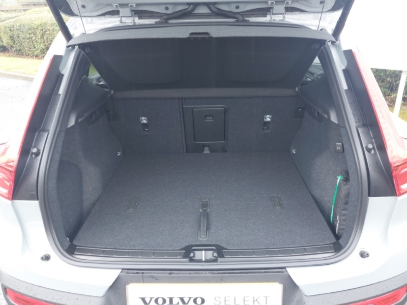 Used Volvo XC40 2025 for sale - 76151029: Photo 8