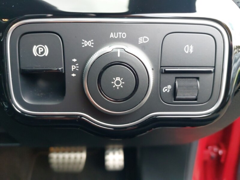 Used Mercedes-Benz CLA 2024 for sale - 76325400: Photo 18