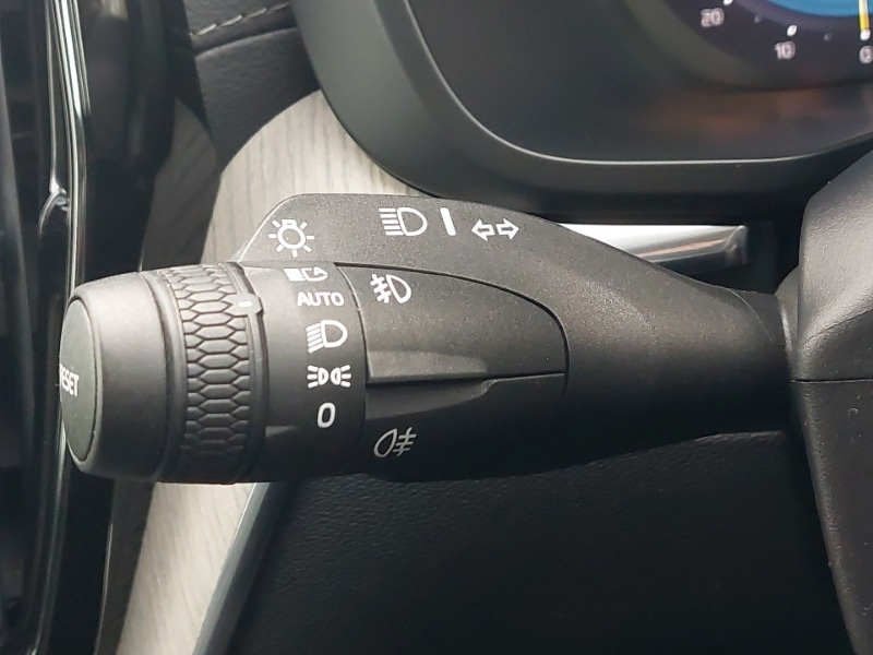 Used Volvo XC60 2021 for sale - 76763948: Photo 17