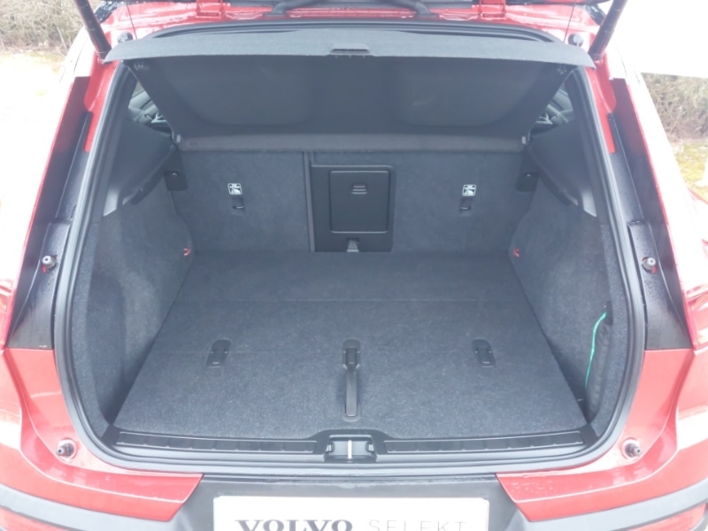 Used Volvo XC40 2022 for sale - 76055281: Photo 8