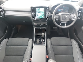 Used Volvo XC40 2025 for sale - 75914495: Photo
