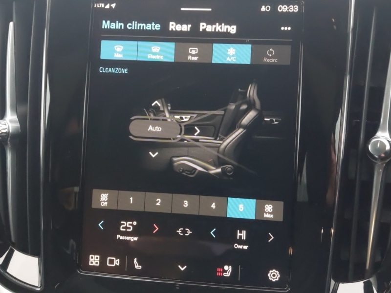 Used Volvo V60 2025 for sale - 77019744: Photo 15