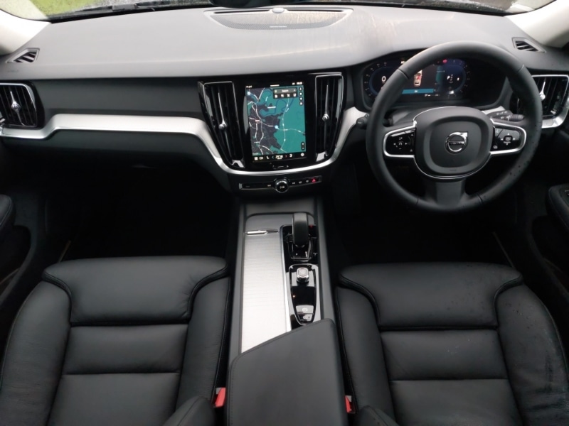 Used Volvo V60 2025 for sale - 77019744: Photo 2