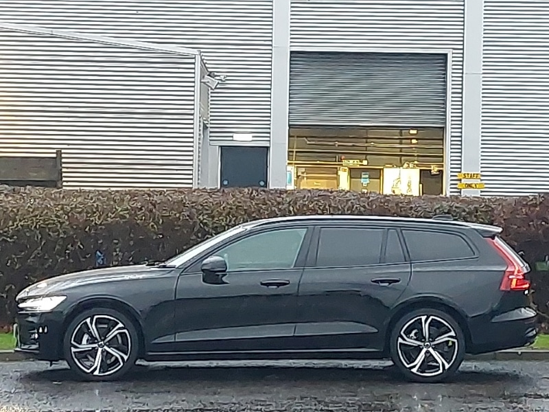 Used Volvo V60 2025 for sale - 77019744: Photo 4