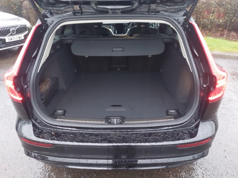 Used Volvo V60 2025 for sale - 77019744: Photo 8