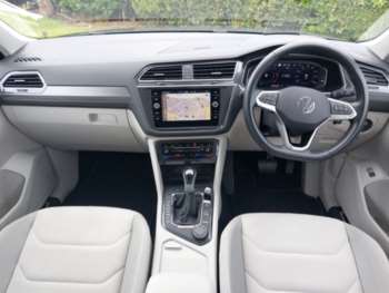 Used Volkswagen Tiguan Allspace 2023 for sale - 74831808: Photo