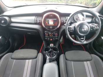 Used MINI Hatch 2019 for sale - 74407751: Photo