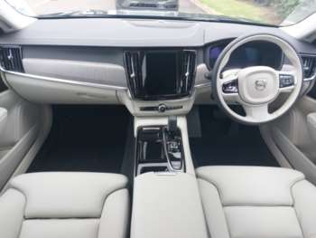Used Volvo V90 2025 for sale - 75000719: Photo