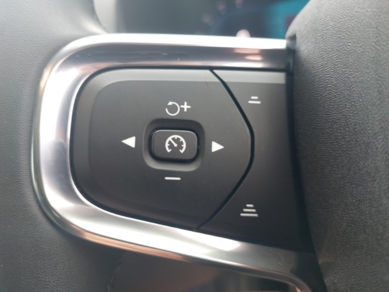 Used Volvo XC40 2023 for sale - 77596278: Photo 15