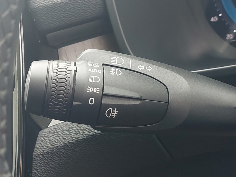 Used Volvo XC40 2023 for sale - 77596278: Photo 17