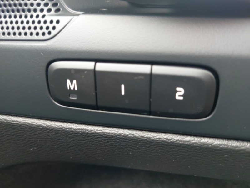 Used Volvo XC40 2025 for sale - 76967322: Photo 13