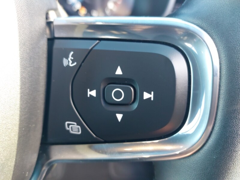 Used Volvo XC40 2021 for sale - 76579506: Photo 17