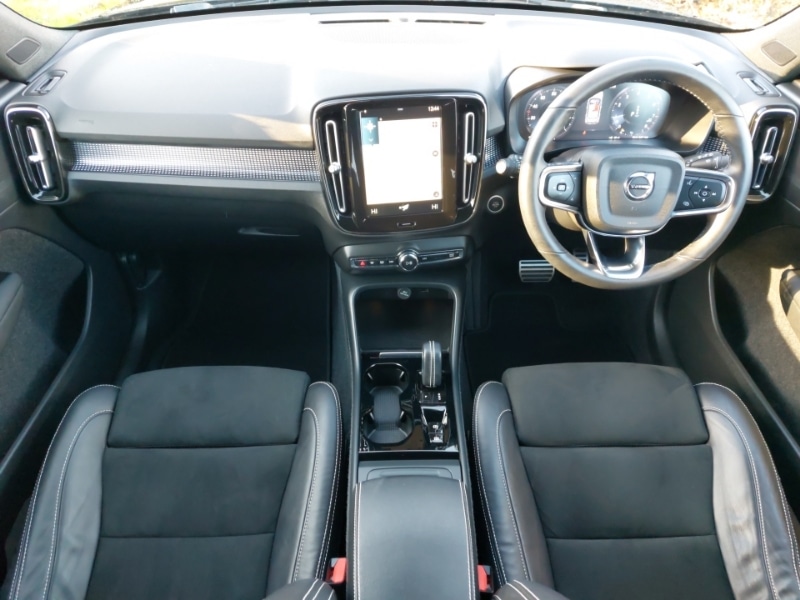 Used Volvo XC40 2021 for sale - 76579506: Photo 2