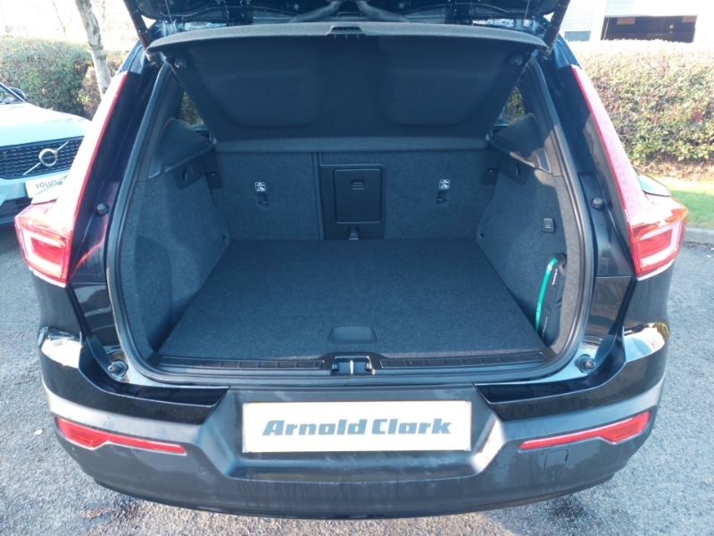 Used Volvo XC40 2021 for sale - 76579506: Photo 8